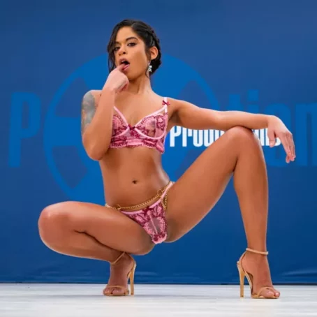 Natasha Rios #1 - Bukkake [HD 720p] (Bukkake)