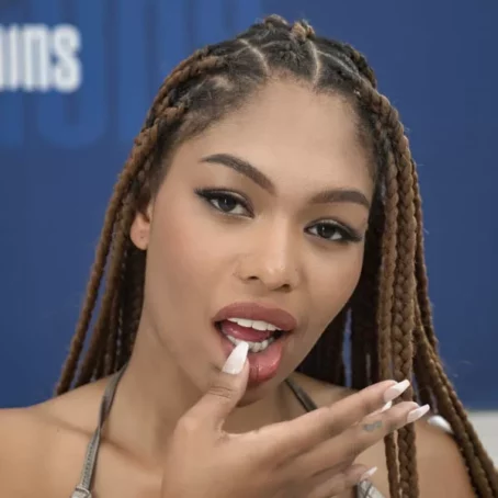 Sara Isabel #1 - Bukkake - Second Camera 28.03.2023 [FullHD 1080p] (Bukkake)