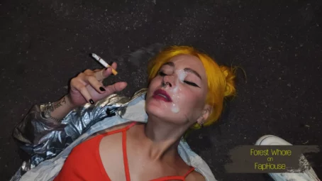 Forest Whore - a wild and insanely dirty walk through the city [UltraHD/4K 2160p] (Faphouse)