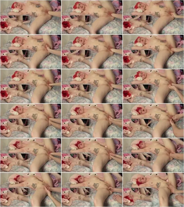 Tweetney - Short but fast double fist [UltraHD/4K 2160p] (Fisting)