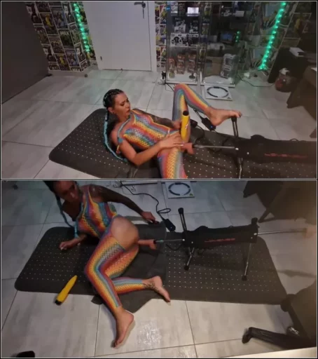 Ginabae - UPS - Mein ERSTES MAL FICKMASCHIENE - Anal mit 300 Sto?en die Minute [FullHD 1080p] (MDH)
