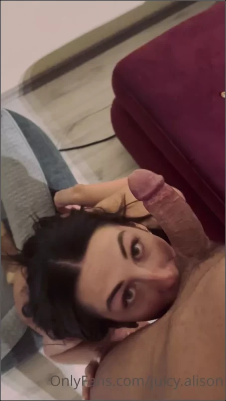 Juicy Alison - Im Back… [UltraHD/2K 1920p] (Amateur)