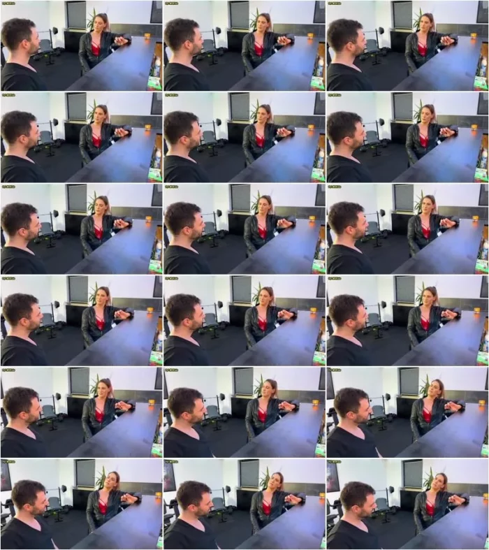 Julia-Winter - VIP Lounge - Blowjob direkt neben der Bar [HD 720p] (MDH)