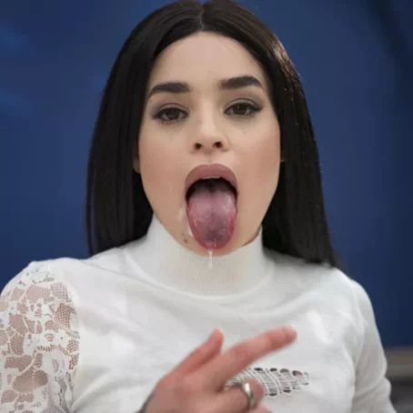 Saba Lapiedra #4 - Bukkake - Behind The Scenes - Goodbye Cumshot 10.10.2023 [FullHD 1080p] (Bukkake)