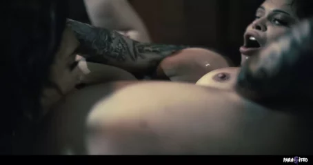 Hailey Rose, Xwife Karen - 2024 04 03 Twist Of Fate At The Throttle Thirst Tavern [FullHD 1080p] (Parasited)