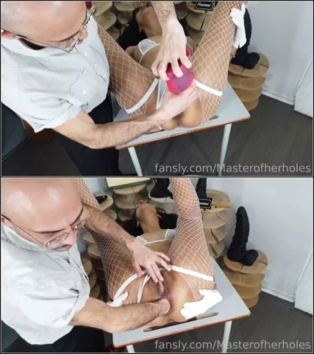 Master of Her Holes - 2023-06-16 [UltraHD/4K 2160p] (Fisting)