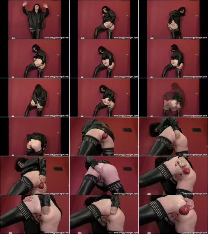 Dirtygardengirl  - Dirtygardengirl lady in black self anal fisting & prolapse 11.06.2024 [FullHD 1080p] (Anal Fisting)