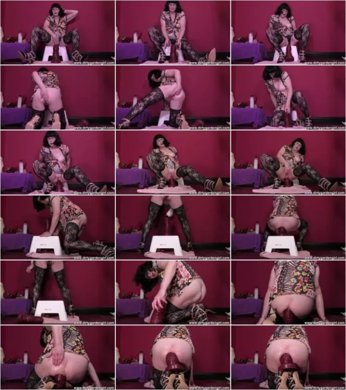 Dirtygardengirl  - Dirtygardengirl fucking prolapse shape huge dildo & anal prolapse 18.06.2024 [FullHD 1080p] (Dildo)