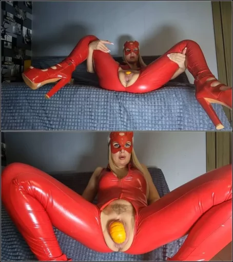 Crazy Wife Slut - Halloween Celebration [UltraHD/4K 2160p] (Scatbook)