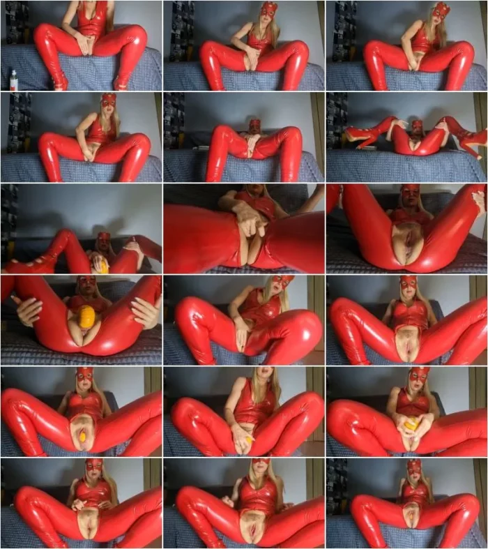 Crazy Wife Slut - Halloween Celebration [UltraHD/4K 2160p] (Scatbook)