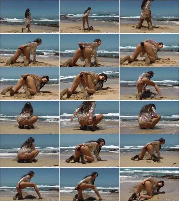 Hotkinkyjo - Hotkinkyjo in sparkling scales dress take wine bottle in butthole & anal prolapse at the beach 14.07.2024 [FullHD 1080p] (Dildo)