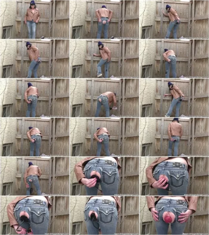 Dirtygardengirl - Dirtygardengirl take plug in her ass outside & anal prolapse 06.08.2024 [FullHD 1080p] (Dildo)