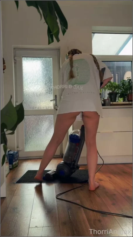 ThorriandJax - Anal Video 083 [UltraHD/2K 1920p] (Dildo)