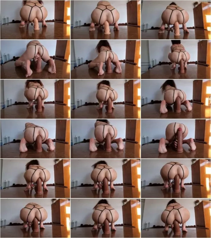 FoxyWet - HUGE DONG in my Tight Ass makes me Squirt like CRAZY [FullHD 1080p] (Dildo)