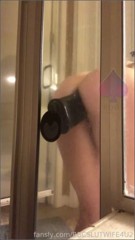 BBCSLUTWIFE4U2 - 2023-11-18 Love this double dildo…. Too bad I broke it before I learned to squirt . Need to find a replacement [2K 3840p] (Interracial)