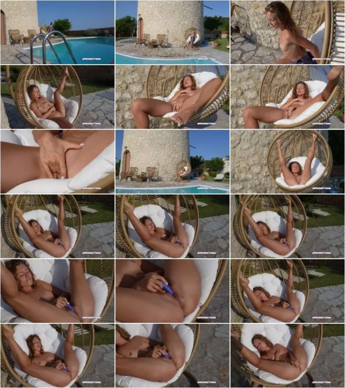 Aproduct!onA - Mary Rock Squirting [UltraHD/4K 2160p] (Pissing)