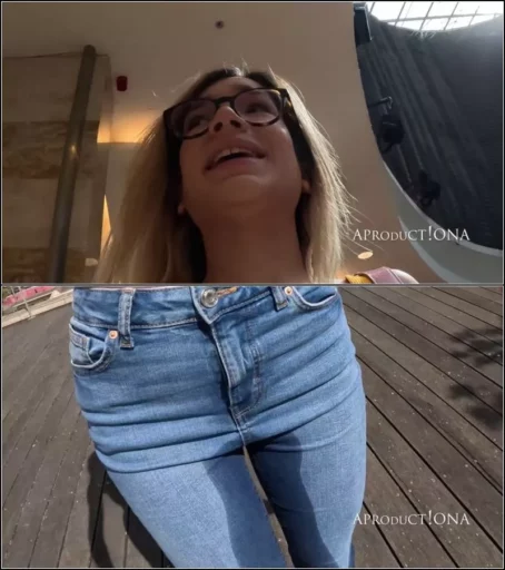 Aproduct!onA - Wetting In The Shopping Mall [UltraHD/4K 2160p] (Pissing)