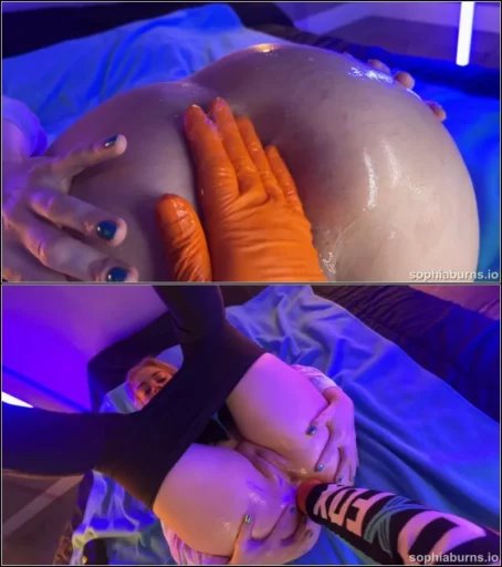 Sophia Burns - punch fist my asshole 2 (24.12.2024) [UltraHD/4K 2160p] (Dildo)
