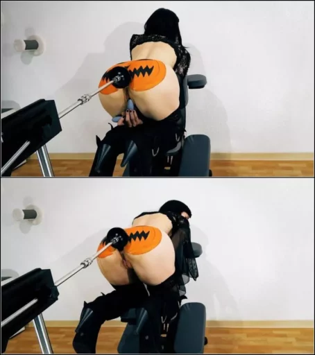 Mineaxx - Halloween video 2022 - von meiner analsexmaschine gefickt, bis ich vor vergnugen und kehle psste, blowjob [FullHD 1080p] (MDH)