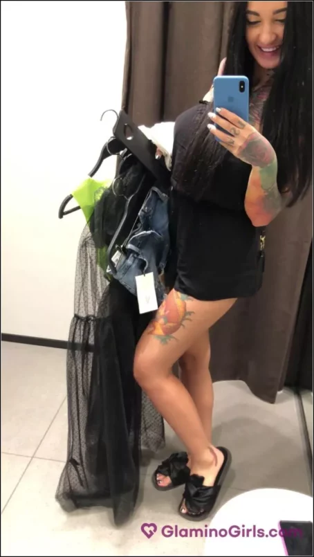 Adel Asanty - Video 4 Adel Goes Crazy In Shopping Centre [SD 1920p] (Glamino Girls)