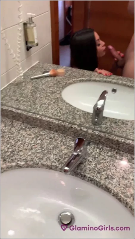 Martina Smeraldi - Video 2 Fast And Furious In The Bathroom-Sample [SD 1920p] (Glamino Girls)