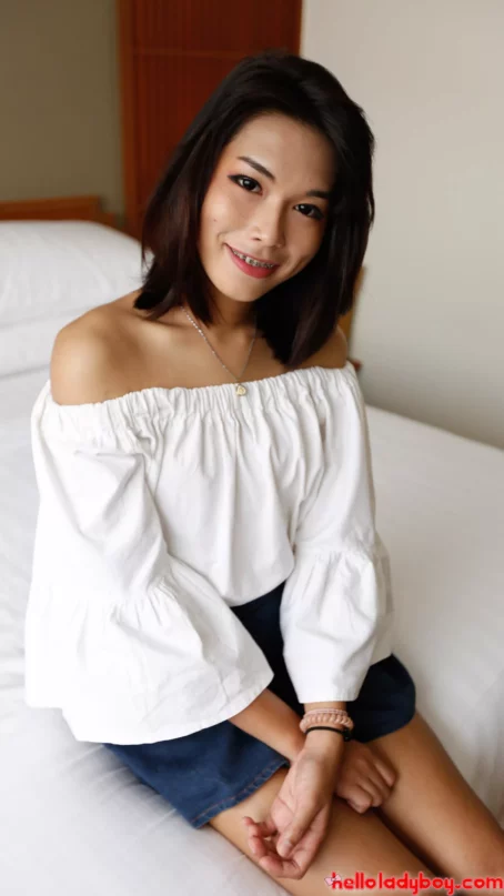 Pream - Intro [FullHD 1080p] (HelloLadyboy)