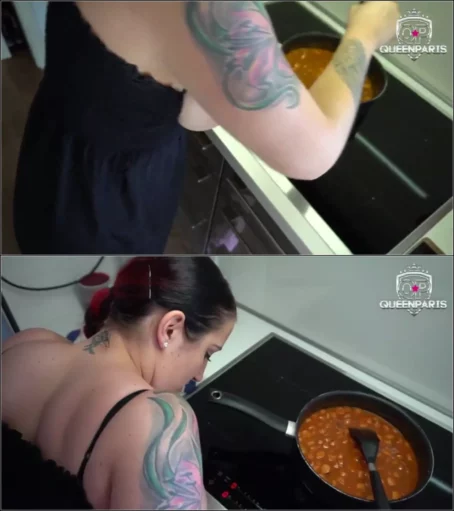 QueenParis - Mamas Freund Fickt mich wahrend Ich Koche! Sperma Sauerei Extrem! [FullHD 1080p] (MDH)