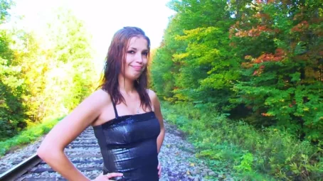 Nicky - Feu en foret a Trois-Rivieres avec Nicky ! [FullHD 1080p] (JacquieetMichelTV)