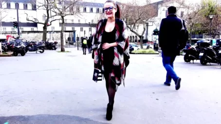 Mia - Mia, 28ans, secretaire a Strasbourg - 05.12.2018 [FullHD 1080p] (JacquieetMichelTV)