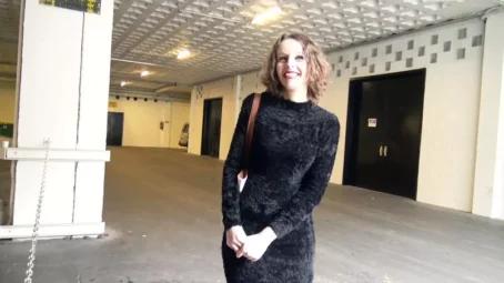Rose - Rose, 25ans, ose sa premiere pluralite - 13.02.2019 [FullHD 1080p] (JacquieetMichelTV)