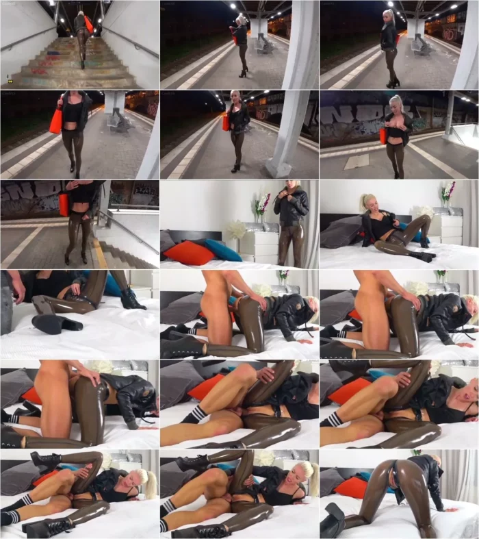 CandyXS - An der S-Bahn ERKANNT! TransparenteLeggings-FICK! [FullHD 1080p] (MDH)