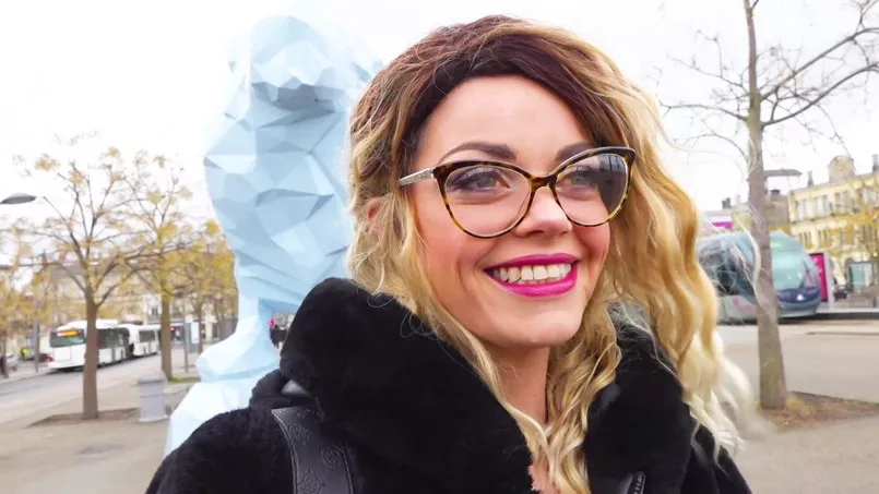 Lily – Lily, 30, from Paris to Bordeaux (21.01.2020) [FullHD 1080p] (JacquieetMichelTV)