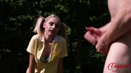 Chloe Toy - First Peak (26.02.2020) [FullHD 1080p] (LadyVoyeurs)