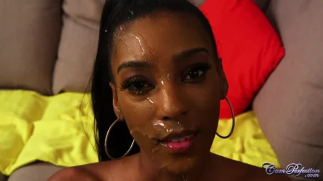 Asia Rae - Getting Her Sugar Fix (27.02.2020) [FullHD 1080p] (CumPerfection)