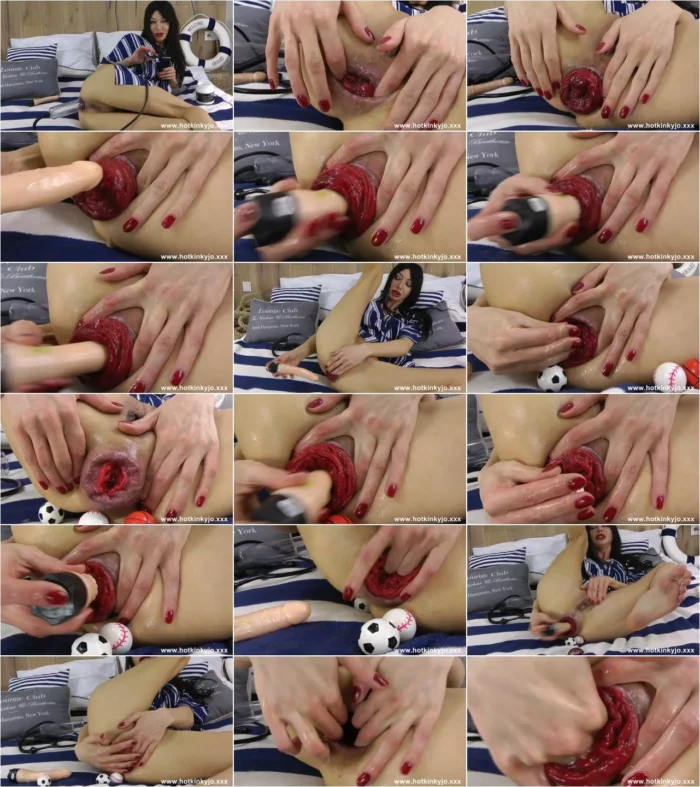 Hotkinkyjo - Hotkinkyjo pump her prolapse and fuck it outside with dildo and miniballs (02.02.2020) [FullHD 1080p] (H0tkinkyjo.XXX)
