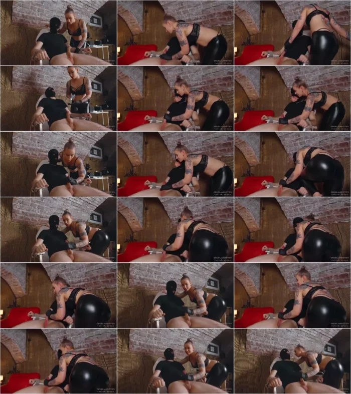 Mistresses Anette, Kittina - ANETTE\'S WARM SALIVA [FullHD 1080p] (Cruel Anettes Fetish Store)