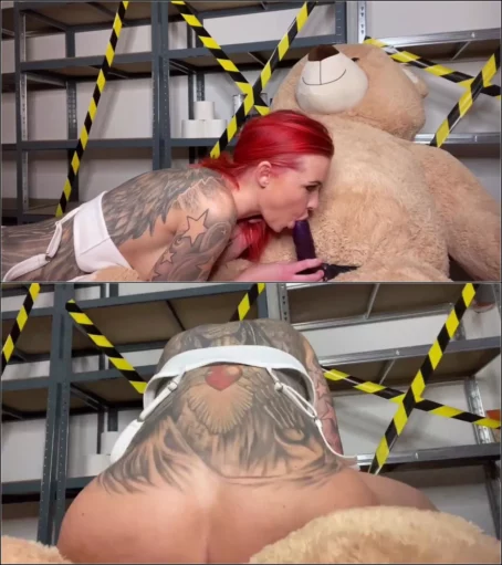 LexyRoxx - Lagerkoller - Ist mein Teddy pervers [FullHD 1080p] (MDH)