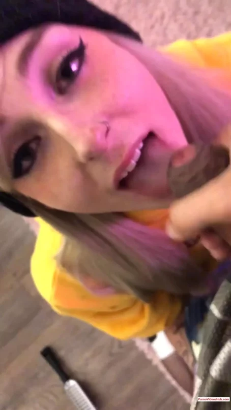 cutiepii33quinn - Straight roommate Explosive cumshot. OMG [UltraHD/2K 1920p] (Trans)