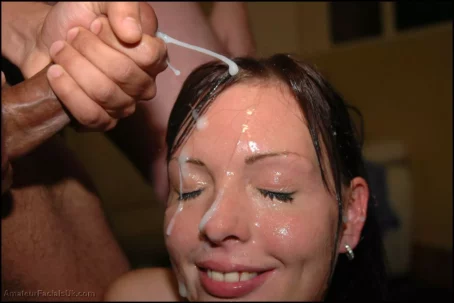 Lucy B - Amateur Facials UK (07.06.2020) [HD 922p] (AmateurfacialsUK)