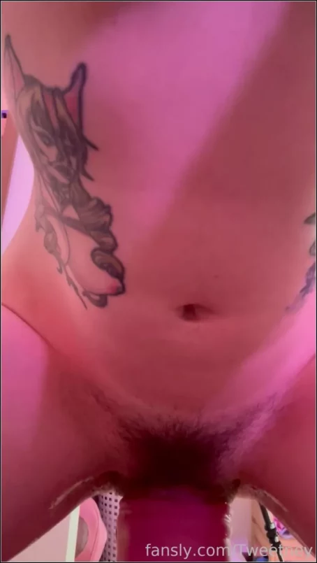 Tweetney - Extreme Video 009 [FullHD 1080p] (Dildo)