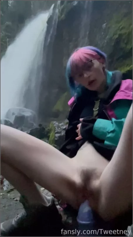 Tweetney - Extreme Video 064 [FullHD 1080p] (Dildo)