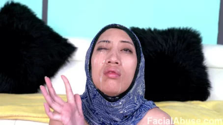 Salee Lee - Bow To The Bowl (22.08.2020) [FullHD 1080p] (Facial)