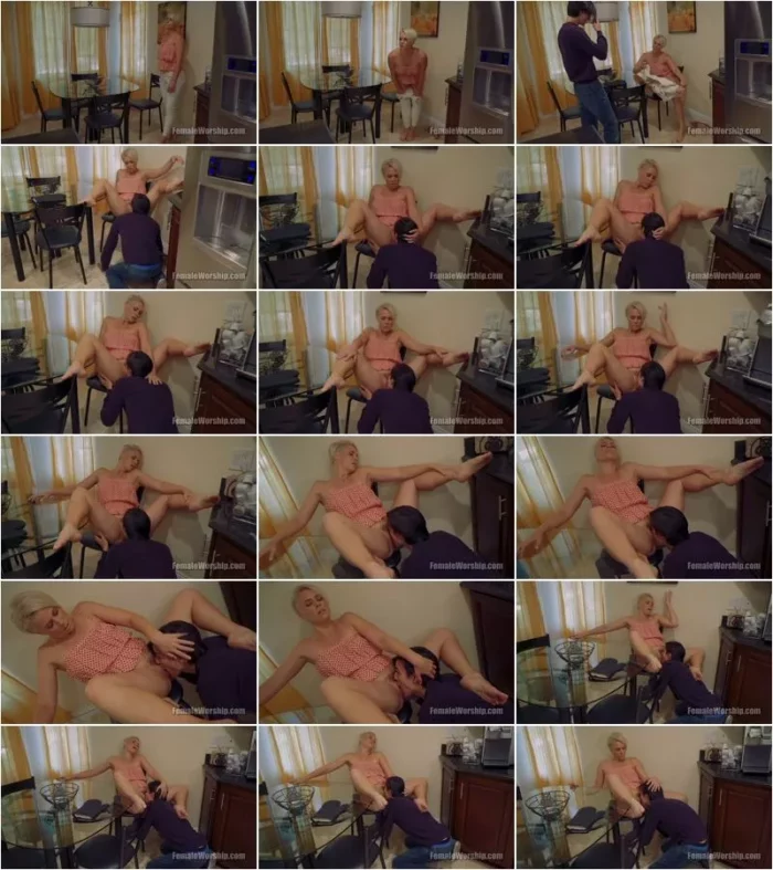 Helena Locke  - I Shouldn\'t Have To Work, Should I [FullHD 1080p] (Female Worship)