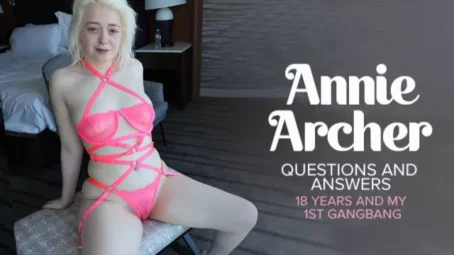Annie Archer - Annie Archer's Questions & Answers (09.04.2021) [UltraHD/4K 2160p] (Teen)