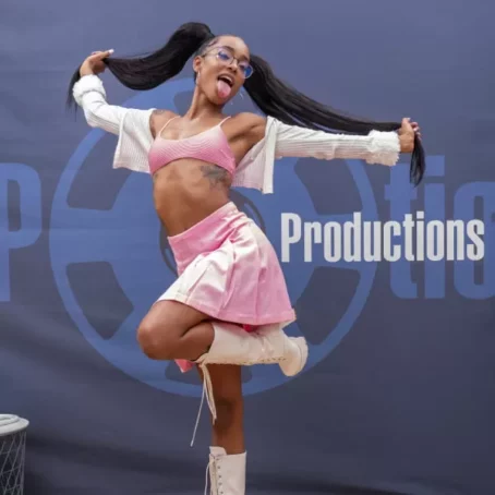 Missy #1 - Bukkake - Behind The Scenes [FullHD 1080p] (Bukkake)