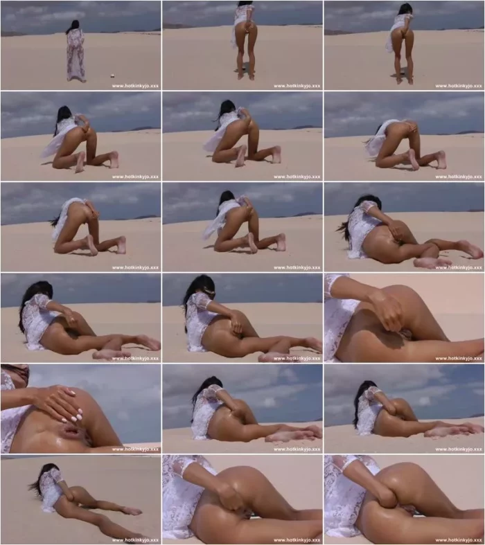 Hotkinkyjo - Desert beauty Hotkinkyjo fisting her anal hole & prolapse in public (22.08.2021) [FullHD 1080p] (Anal Fisting)