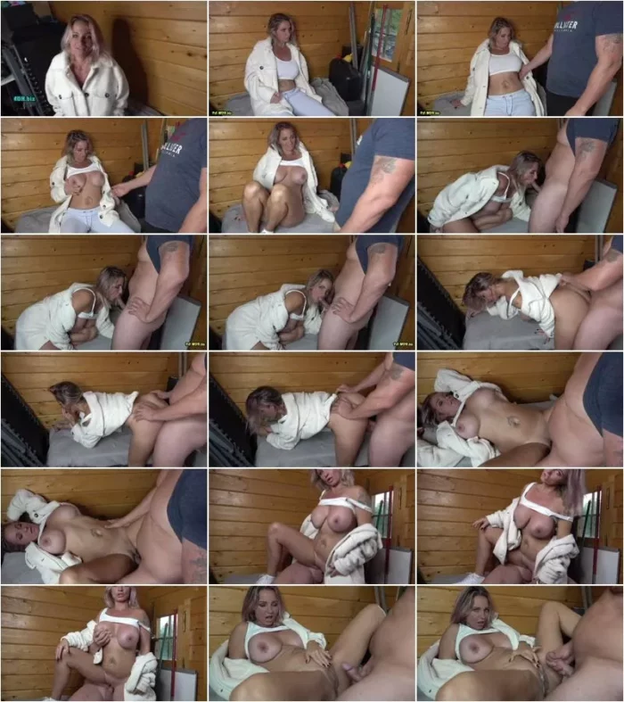 sweetpinkpussy - Zeitvertreib bei Regen - Besten Freund abgefickt [FullHD 1080p] (MDH)