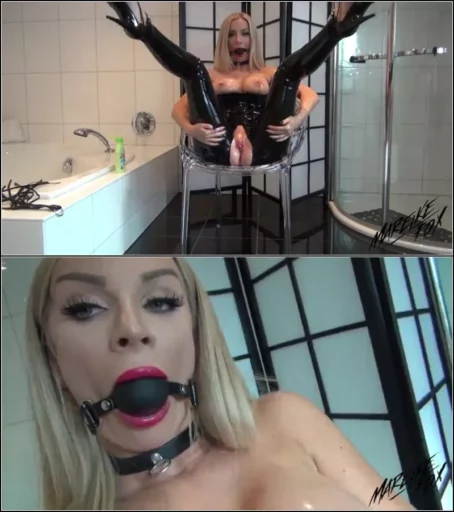 MareikeFox - Devoter Olfick mit Latexhure Teil 2 [HD 720p] (MDH)
