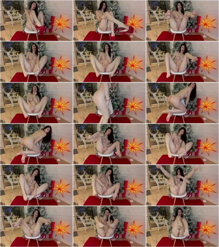 LizaVirgin - Orgasm at the Christmas tree [UltraHD/2K 2158p] (MILF)