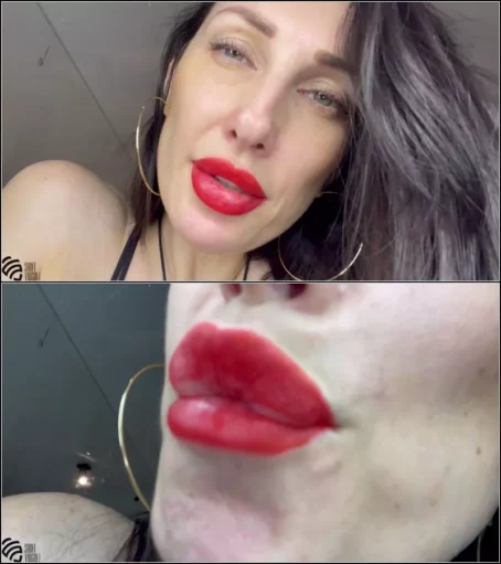 LizaVirgin - Red Lips [UltraHD/2K 2158p] (MILF)